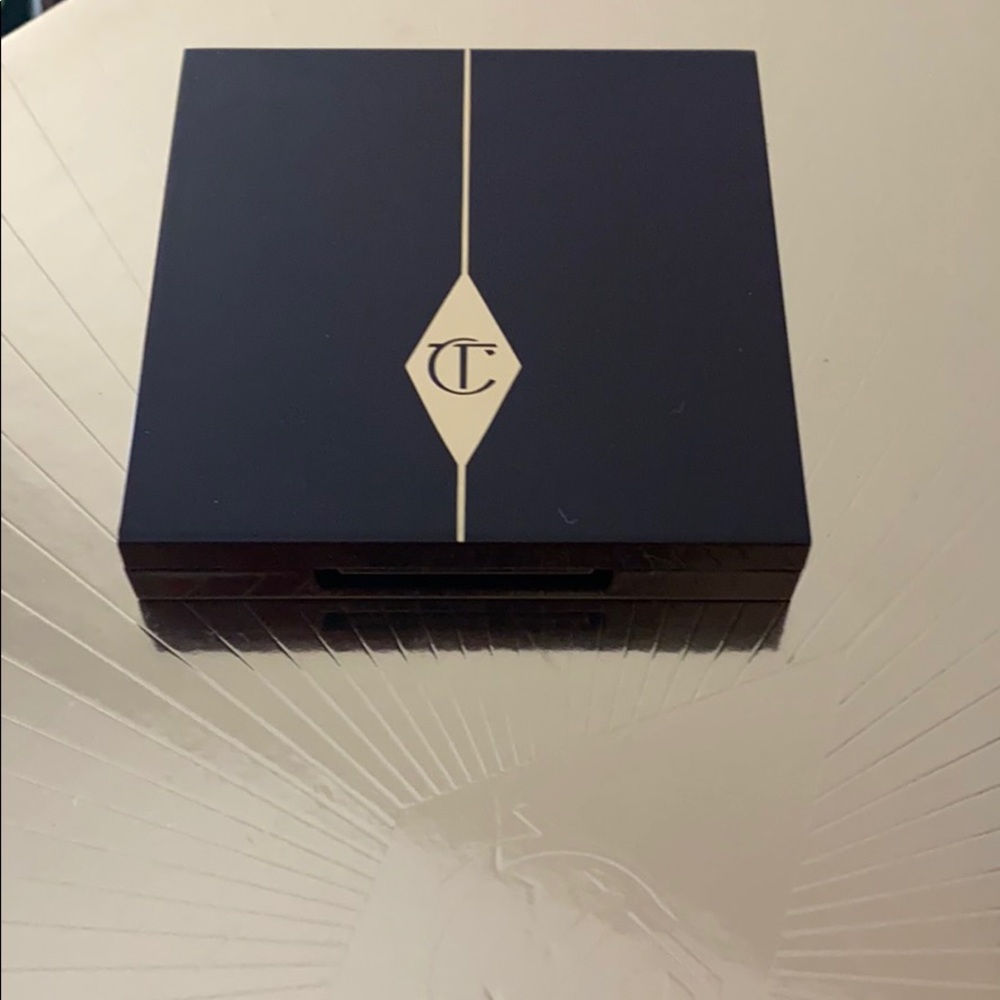 Charlotte tilbury pillowtalk luxury eyeshadow